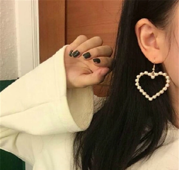 Arzonai European and American Hot-Selling Fashion Personality Original Geometric Hoop Earrings Swirl Petals Minimalist Earrings Women - Free Size, Alloy,  Pearl,  Pack of1